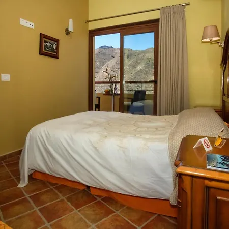 The Views בית נופש טחדה